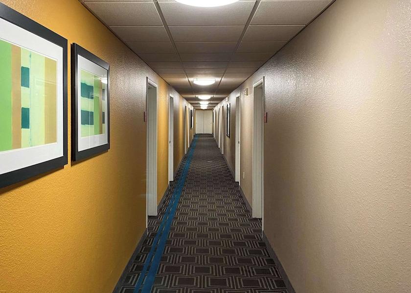 Ohio Middleburg Heights Lobby