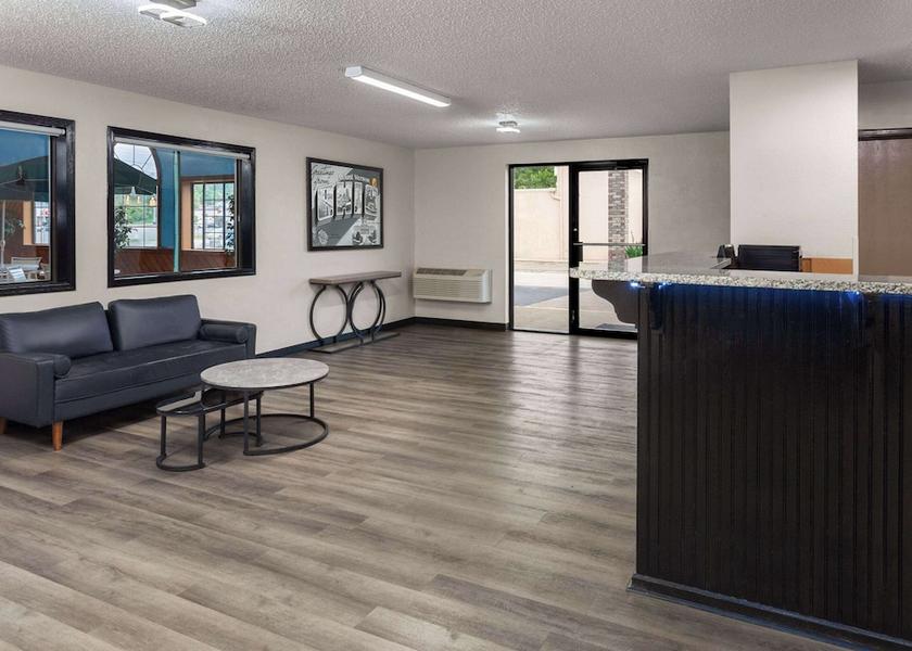 Ohio Mount Vernon Lobby