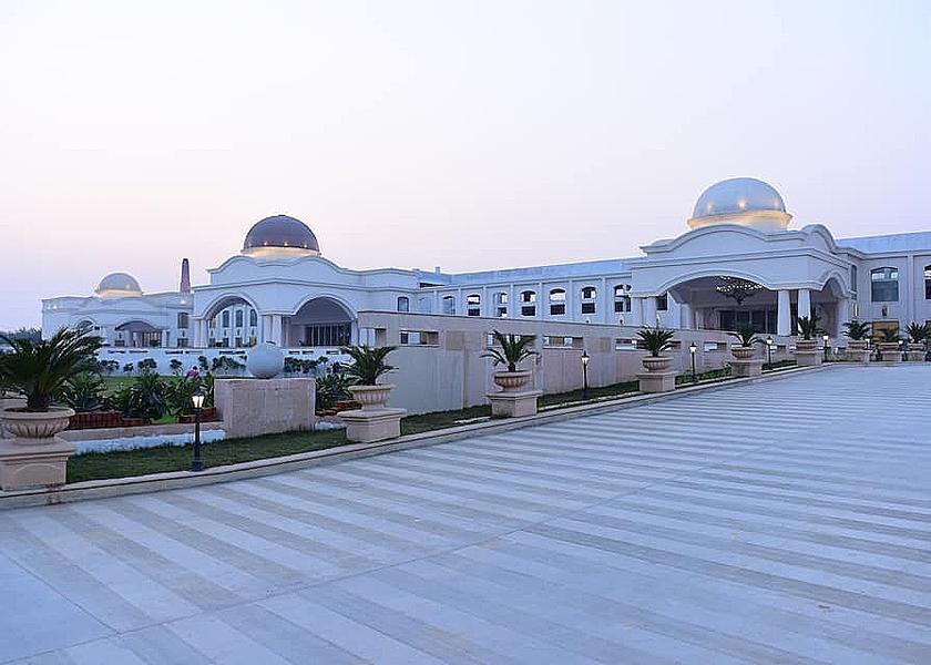 Uttar Pradesh Lucknow Hotel Exterior