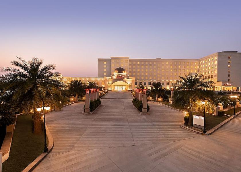 Uttar Pradesh Lucknow Hotel Exterior