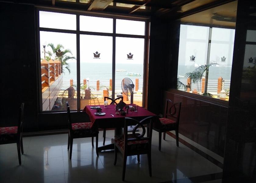 Karnataka Murdeshwar Food & Dining