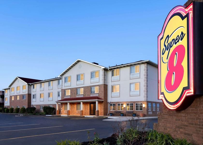 Ohio Uniontown Exterior Detail