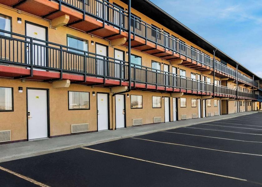 Ohio Vandalia Exterior Detail