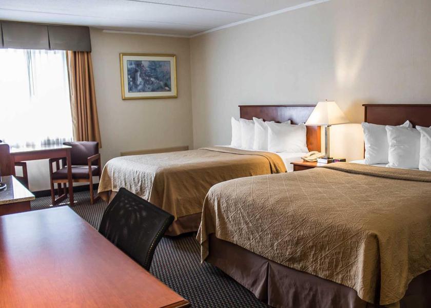 Ohio Youngstown Queen with 2 Queen Beds - Smoking