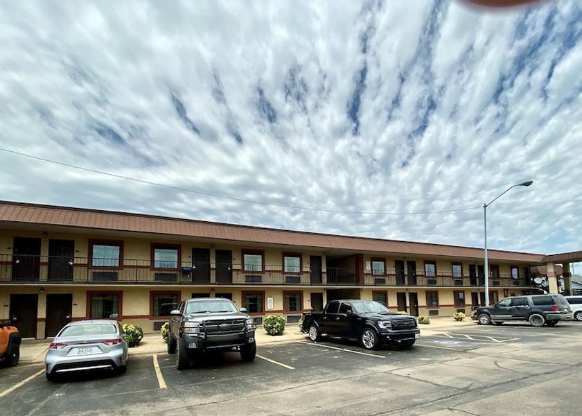 Oklahoma Shawnee Exterior Detail