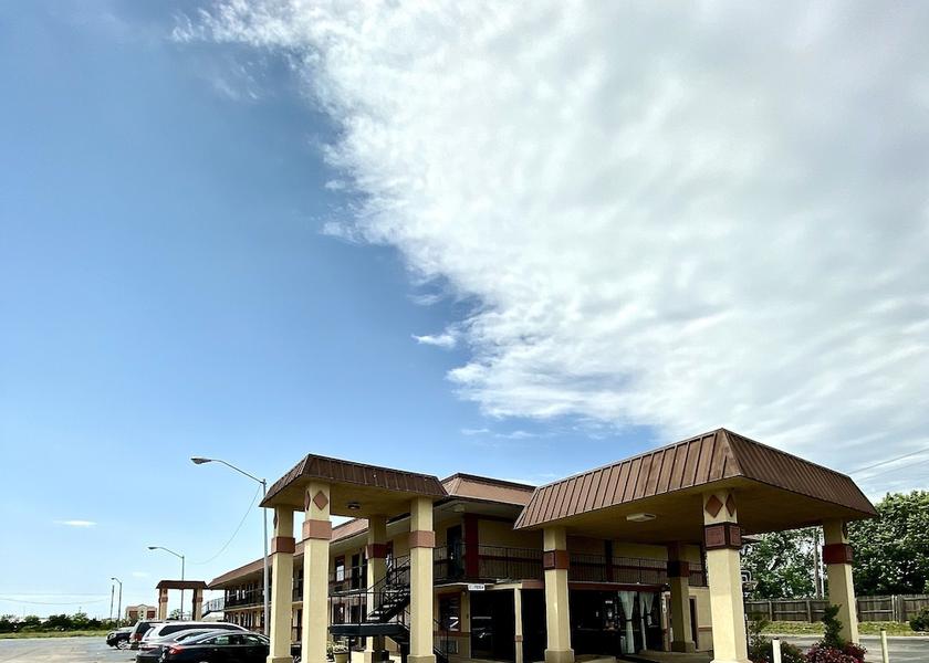 Oklahoma Shawnee Exterior Detail