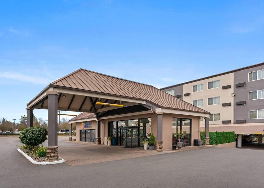 Oregon Beaverton Exterior Detail