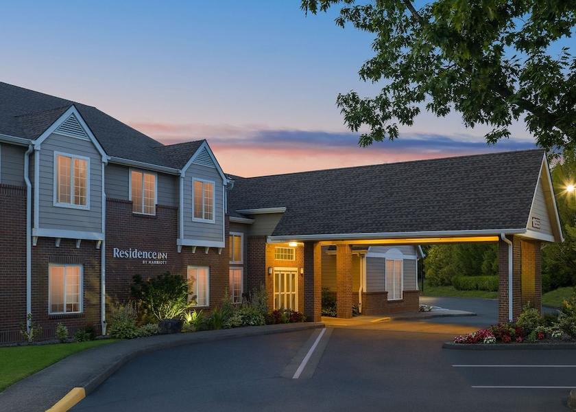 Oregon Hillsboro Exterior Detail