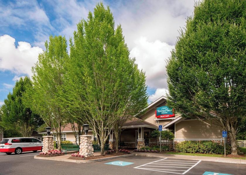 Oregon Hillsboro Exterior Detail