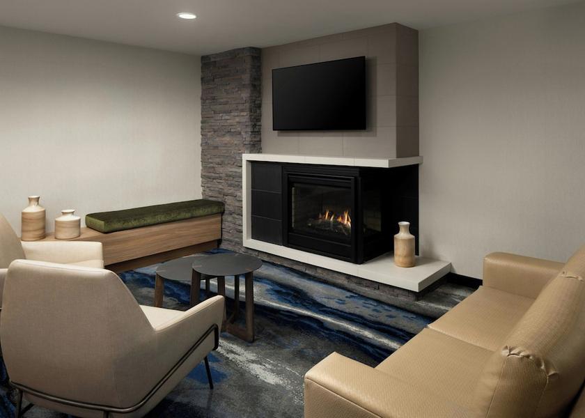 Oregon Lake Oswego Lobby