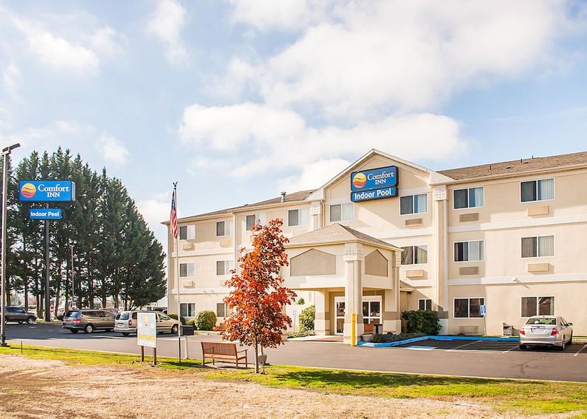 Oregon Medford Exterior Detail