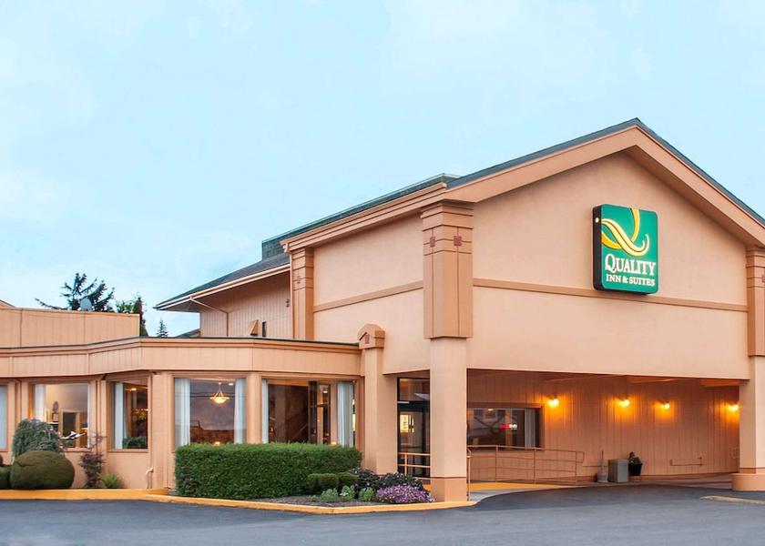 Oregon North Bend Exterior Detail