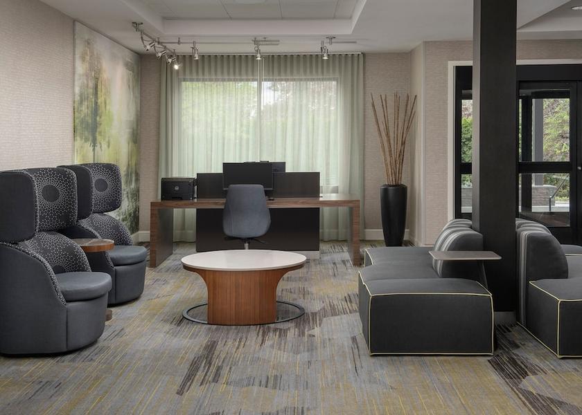 Oregon Tigard Lobby