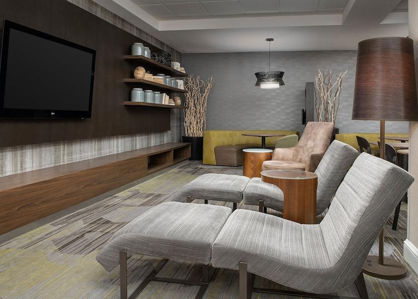 Oregon Tigard Lobby