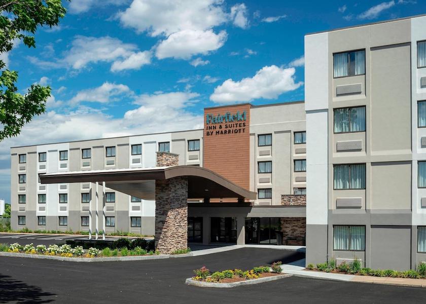 Rhode Island Warwick Exterior Detail