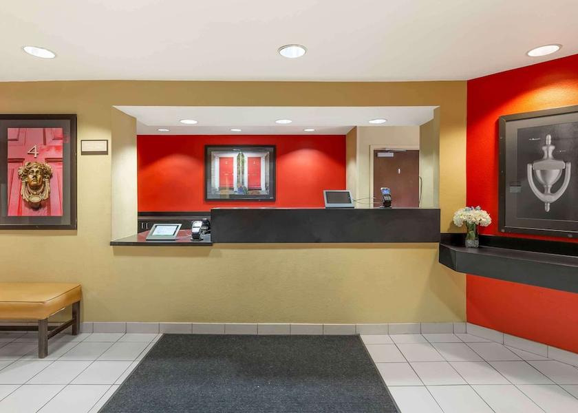 Rhode Island Warwick Lobby