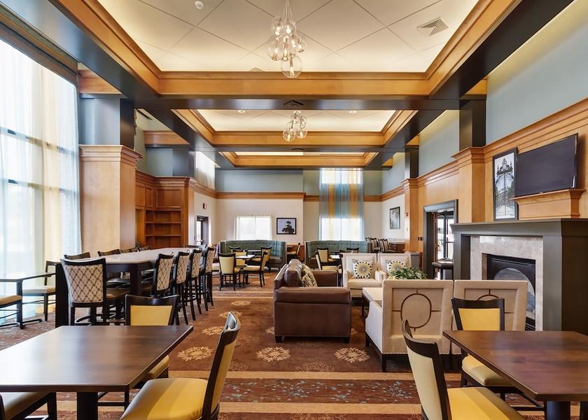 Rhode Island Warwick Executive Lounge