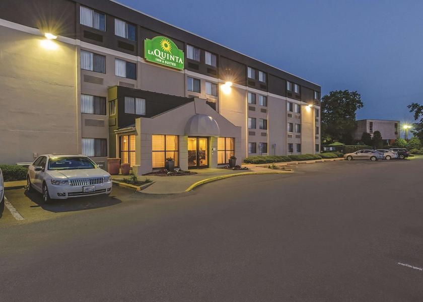 Rhode Island Warwick Exterior Detail