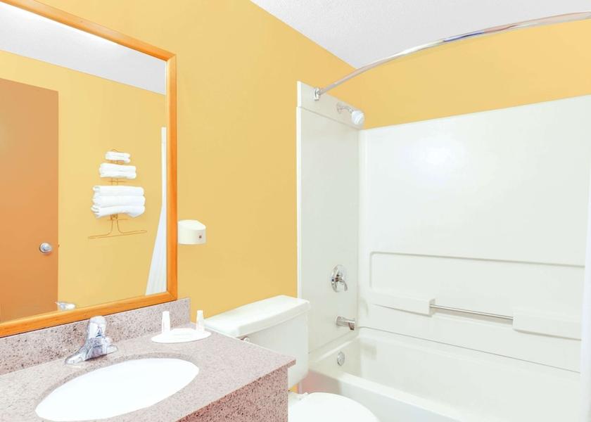 South Dakota Mitchell Bathroom