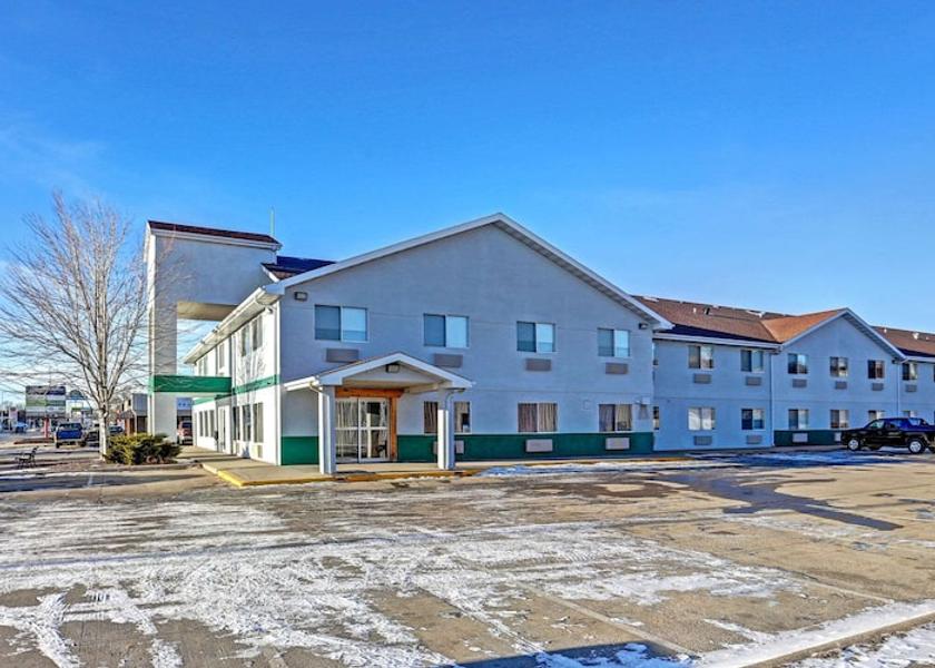 South Dakota Pierre Exterior Detail