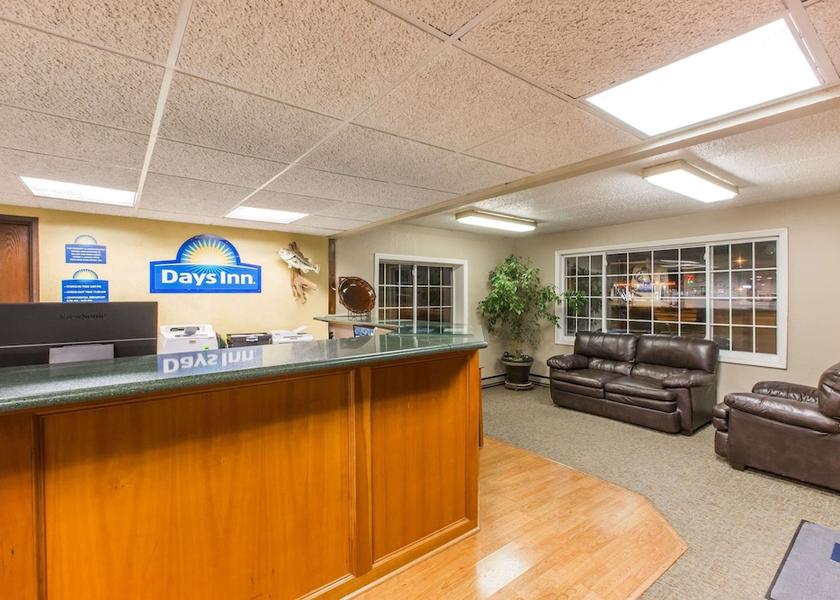 South Dakota Pierre Lobby