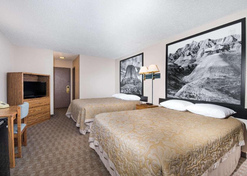 South Dakota Sturgis 2 Queen Beds Suite Non-Smoking