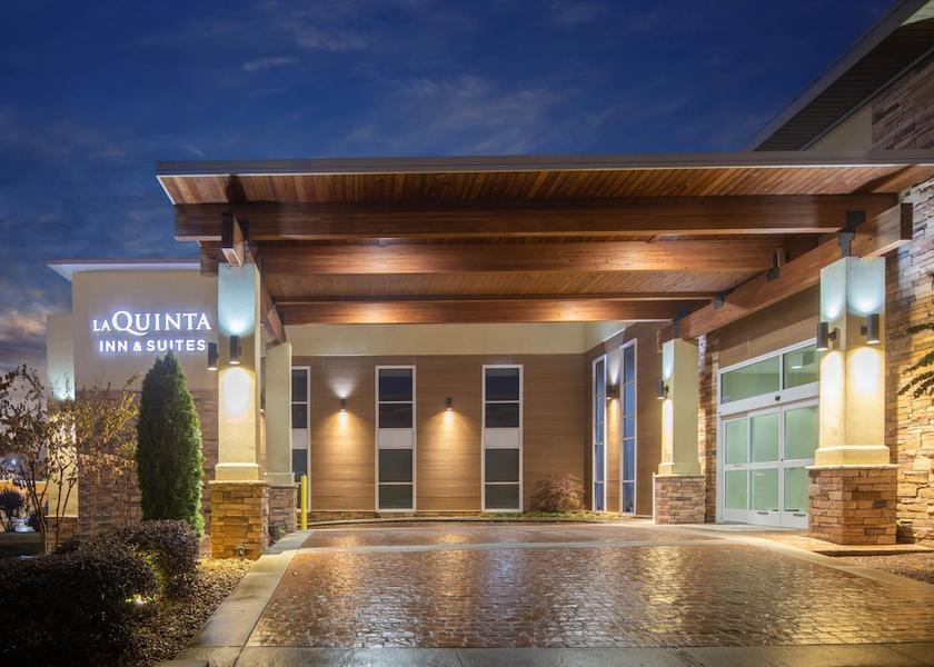 Tennessee Chattanooga Facade