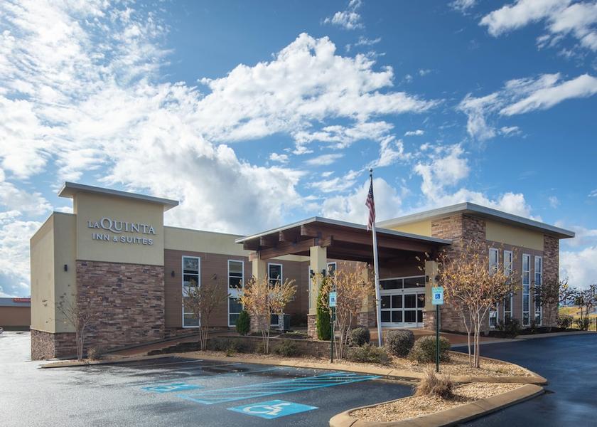 Tennessee Chattanooga Facade