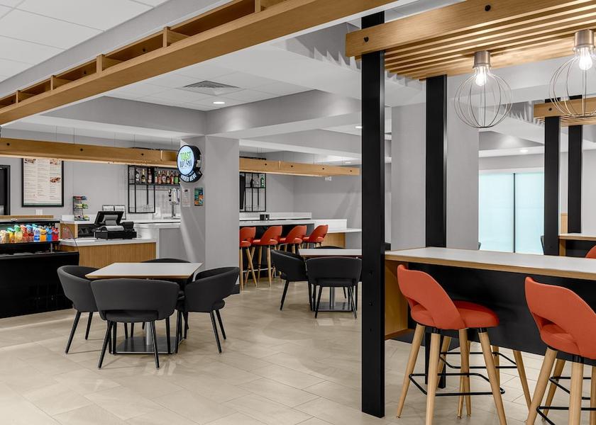 Tennessee Cleveland Breakfast area