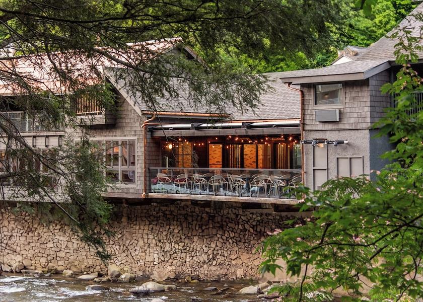 Tennessee Gatlinburg Exterior Detail