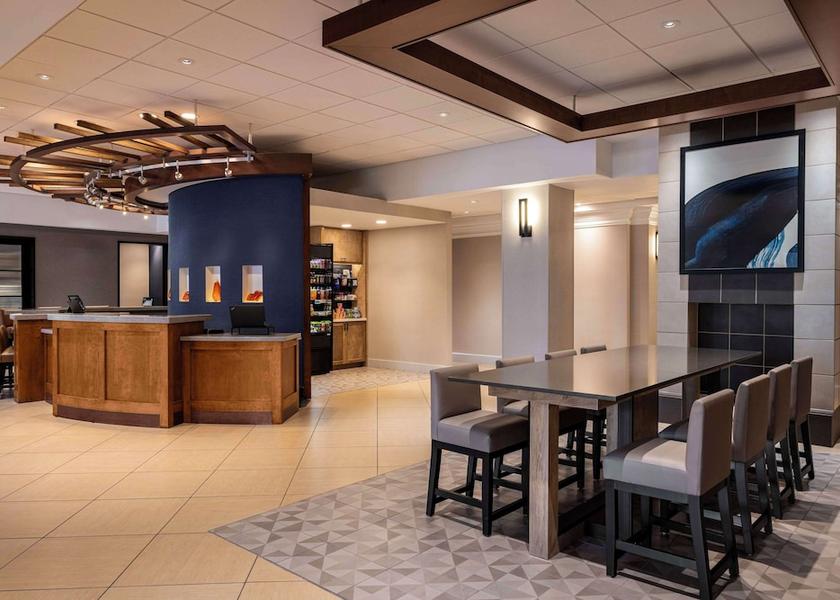 Tennessee Hendersonville Lobby