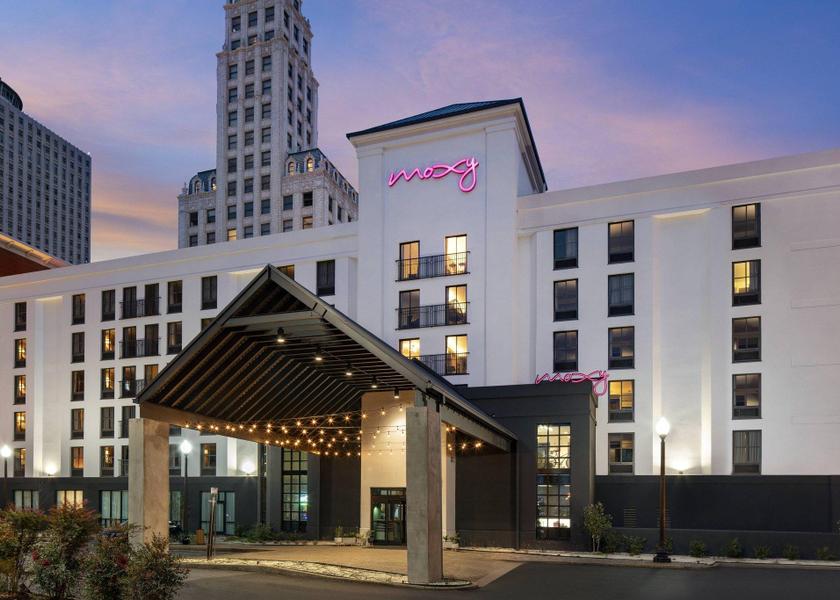 Tennessee Memphis Hotel Exterior