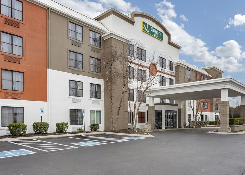 Tennessee Murfreesboro Exterior Detail