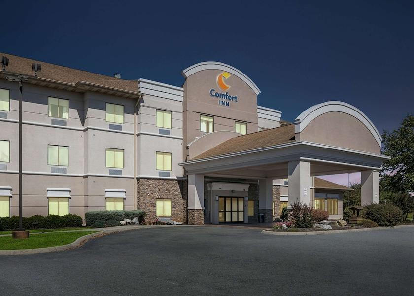 Tennessee Powell Exterior Detail