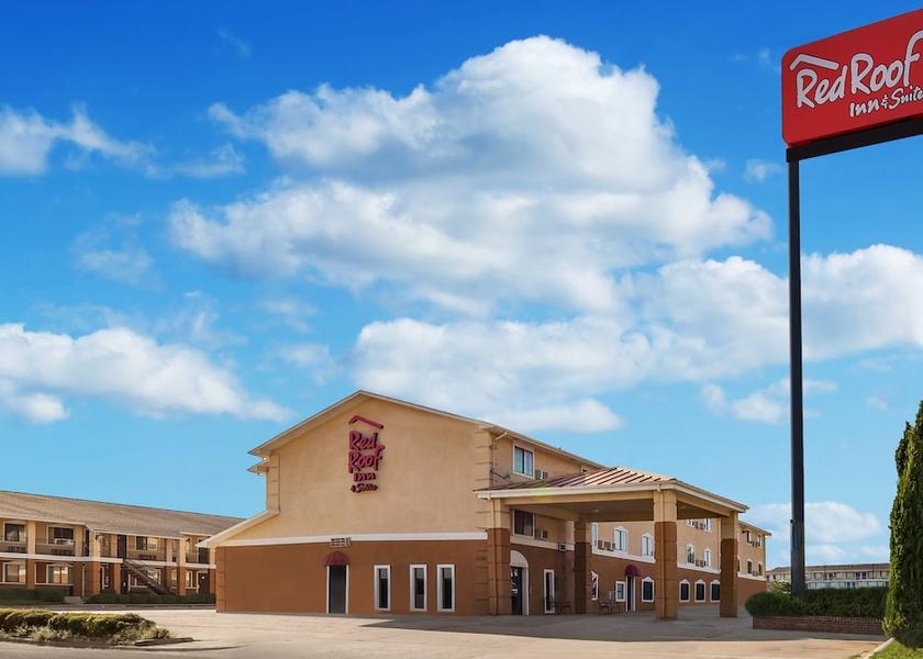 Texas Denton Exterior Detail