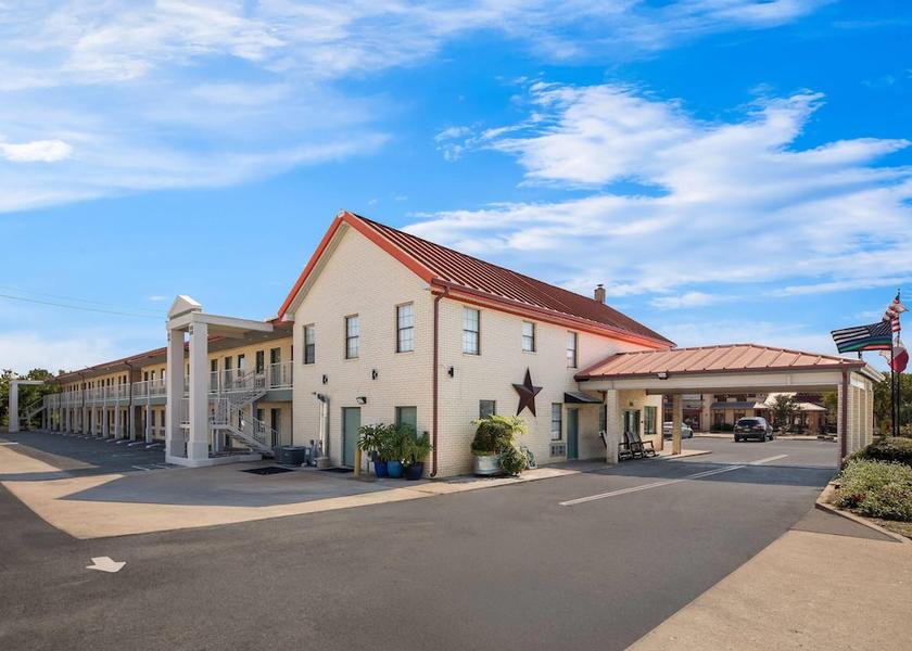 Texas Fredericksburg Exterior Detail