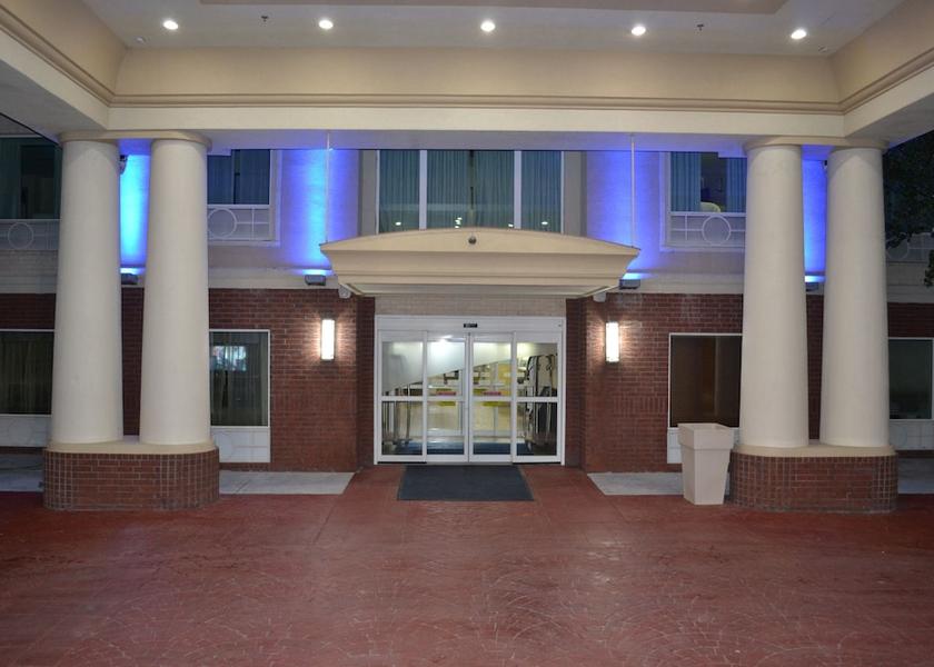 Texas Gainesville Exterior Detail