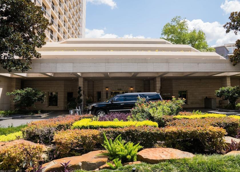 Texas Houston Exterior Detail