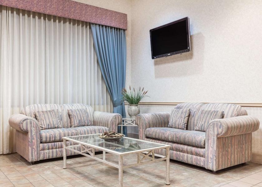 Texas Jasper Lobby