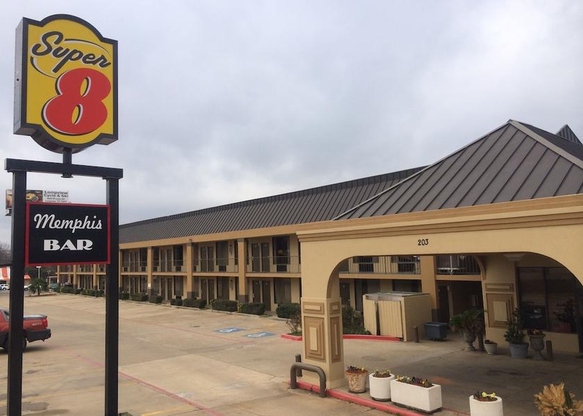 Texas Longview Facade