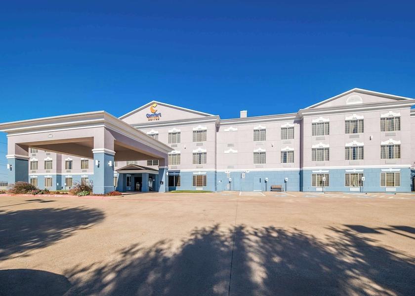 Texas Roanoke Exterior