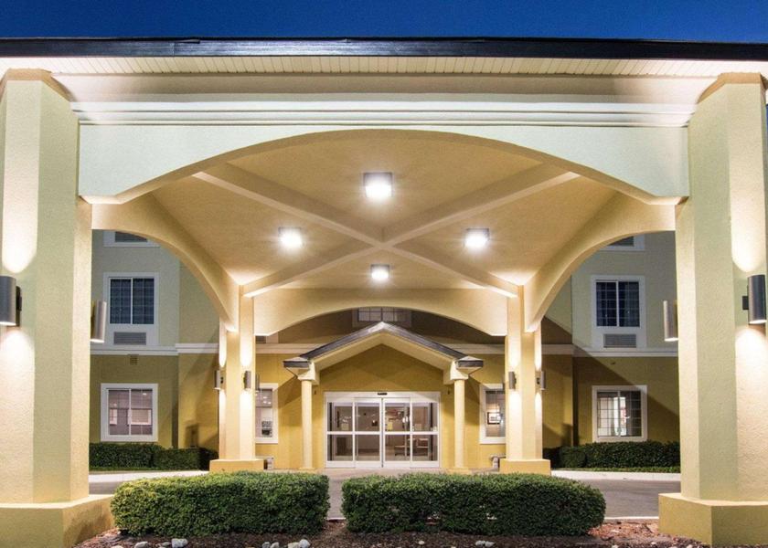 Texas San Angelo exterior view