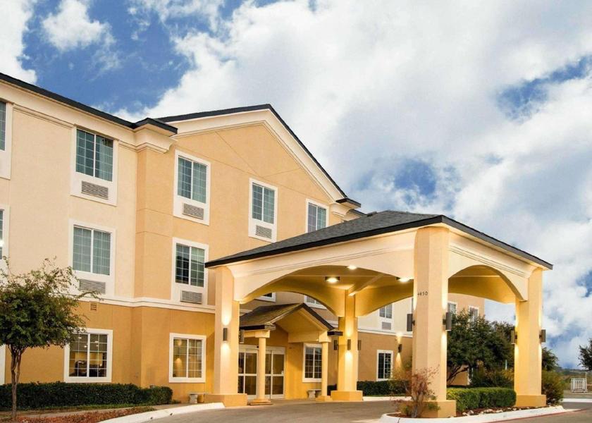 Texas San Angelo exterior view