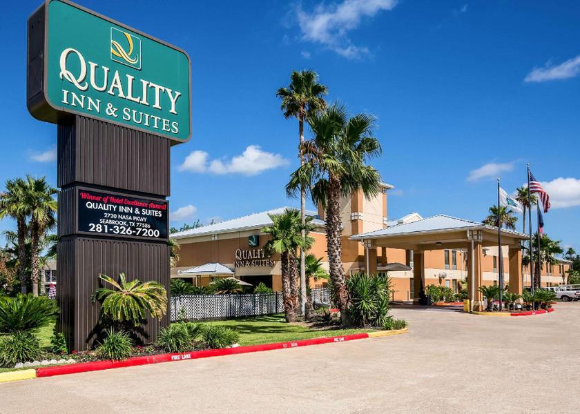 Texas Seabrook Hotel Exterior