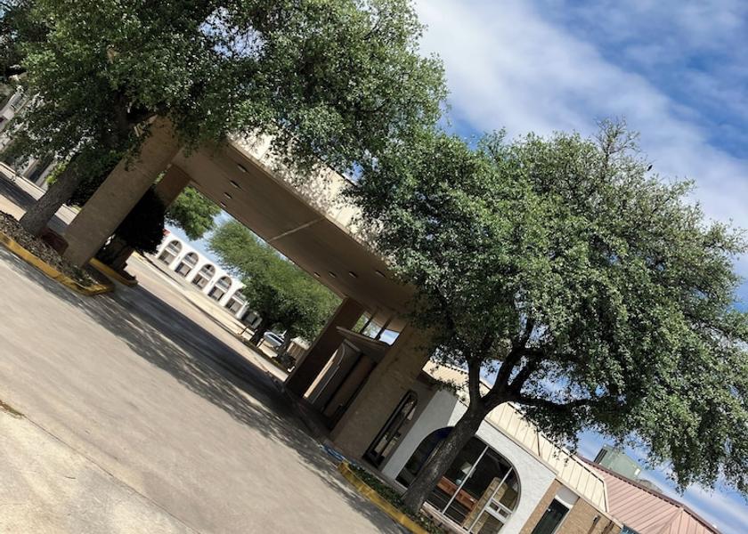 California Sonora Exterior Detail