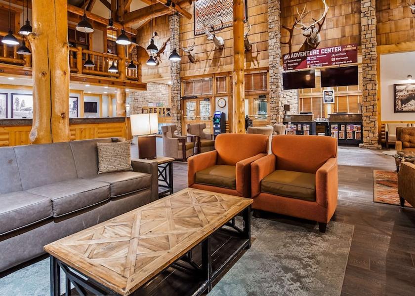 Utah Bryce Canyon Lobby