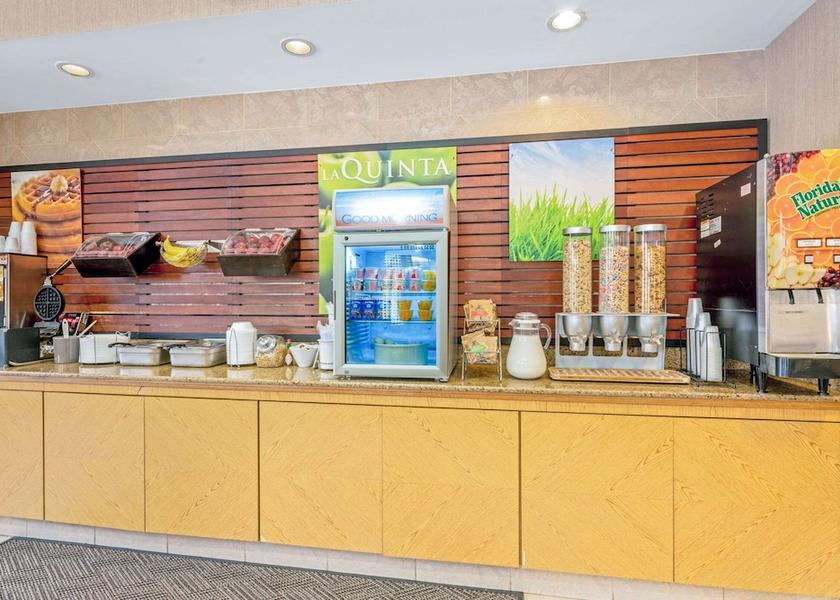 Utah Salt Lake City Breakfast Area