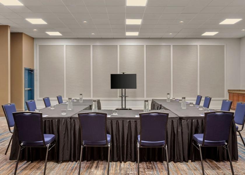 Virginia Bristol Meeting Room