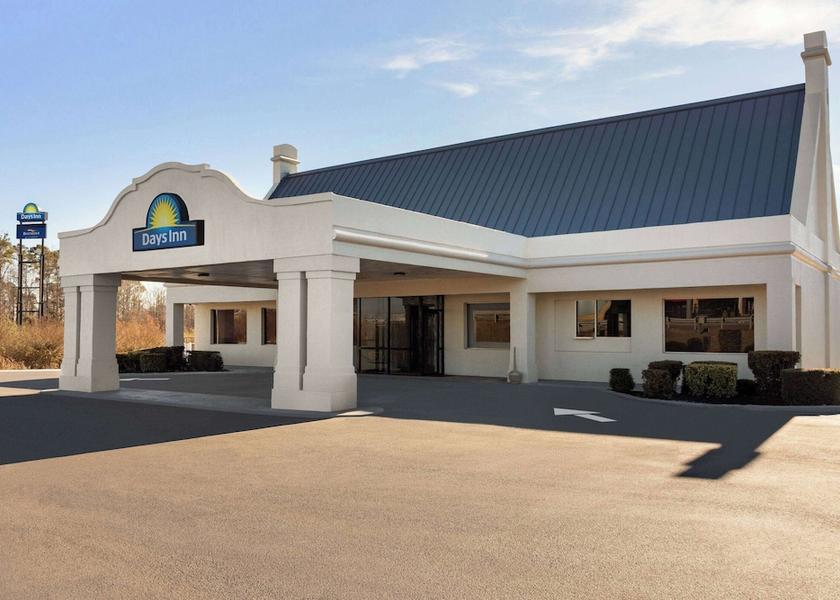 Virginia Emporia Exterior Detail