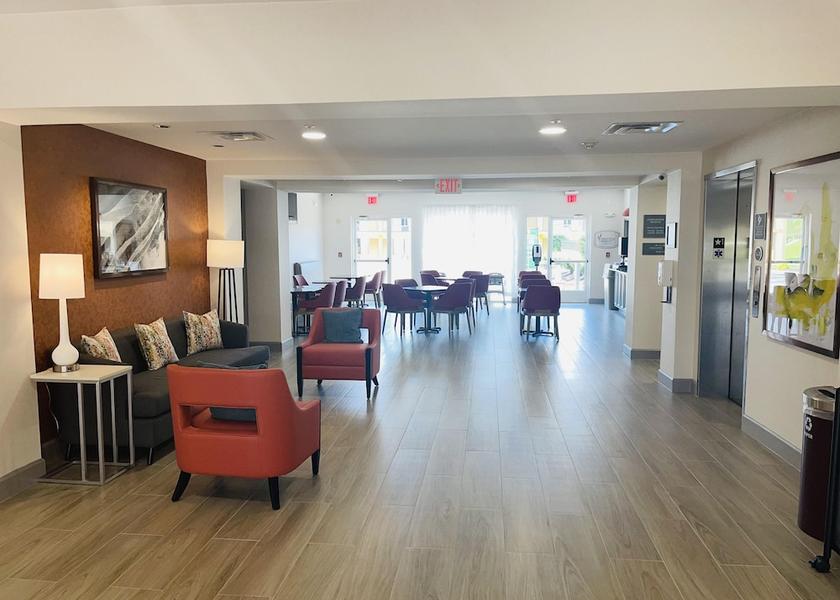 Virginia Emporia Interior Entrance